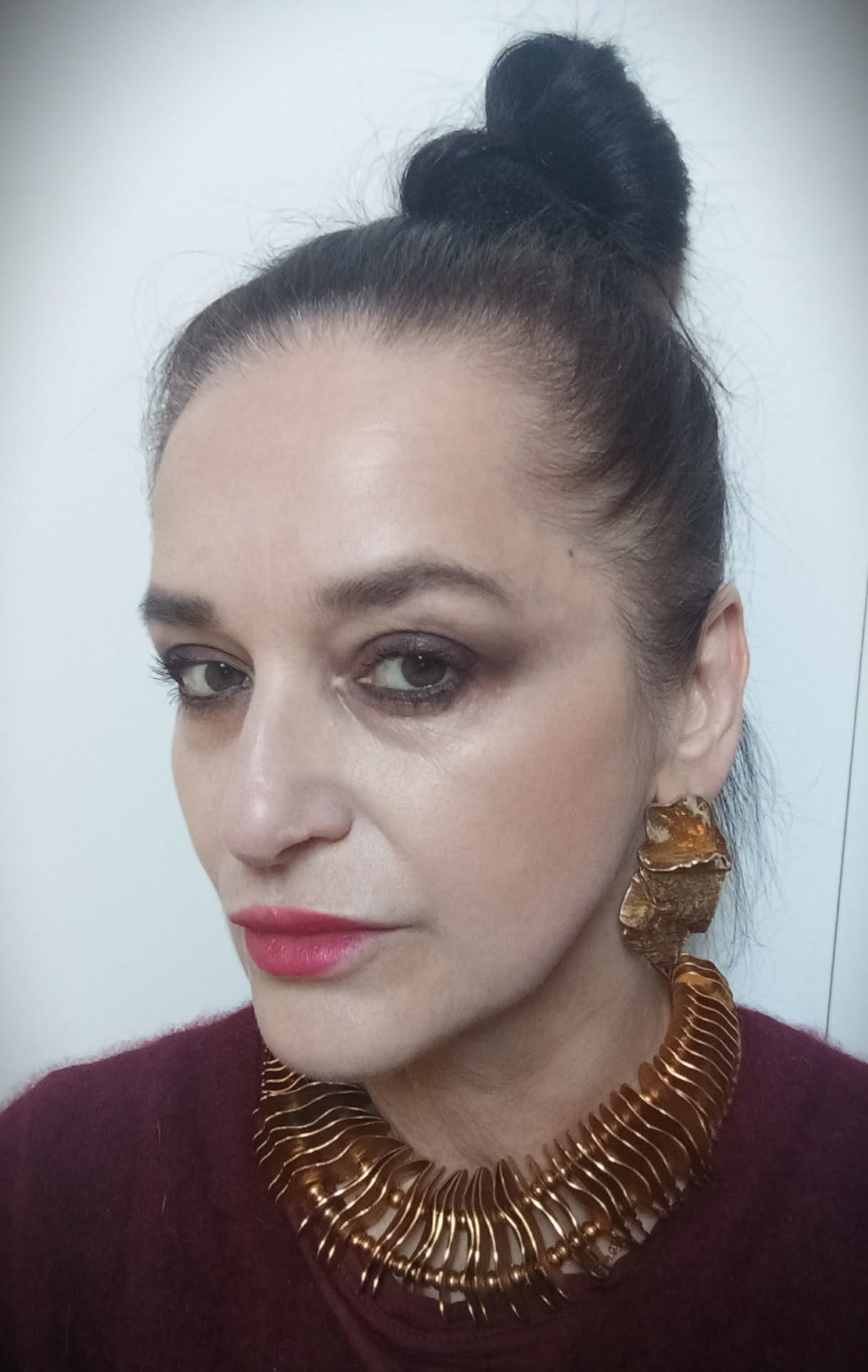 Agata Michowska, autorka tomiku poezji Dom lalek